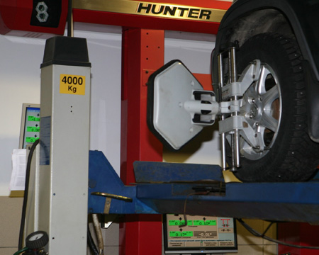 Точная установка углов передних колес обеспечит отличную управляемость Honda CR-V