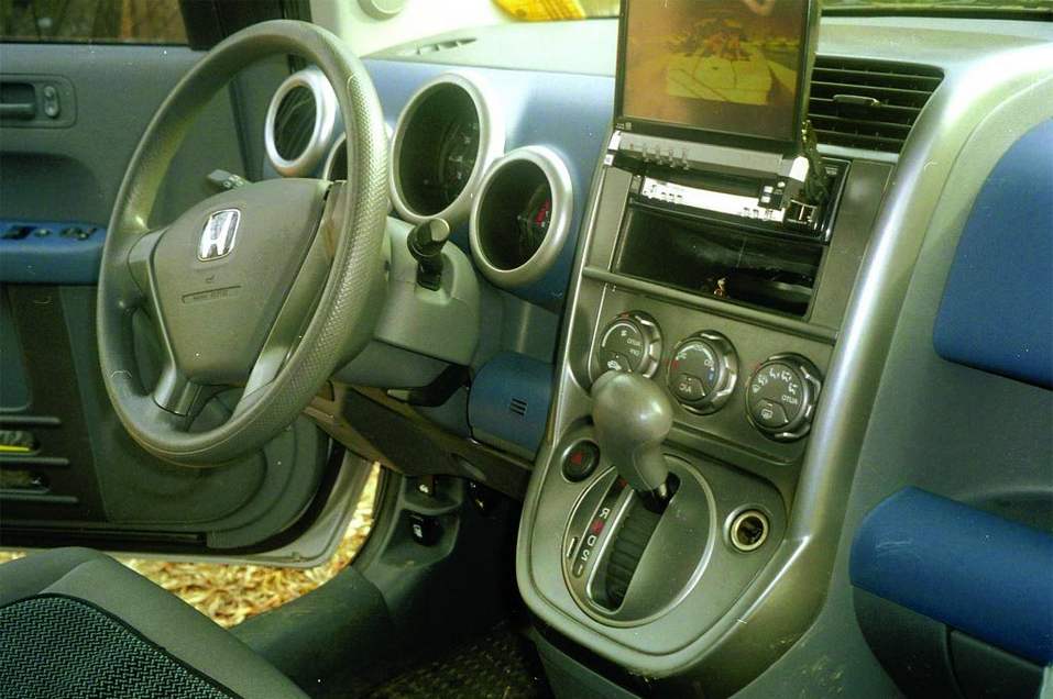 Интерьер Honda Element