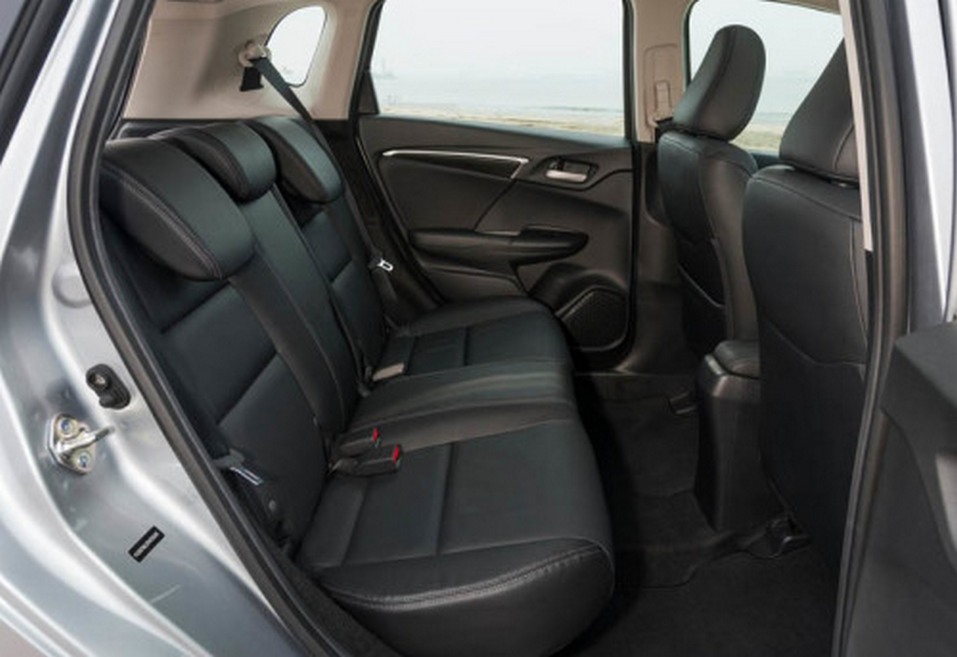 Интерьер Honda Jazz Второй ряд Honda Jazz