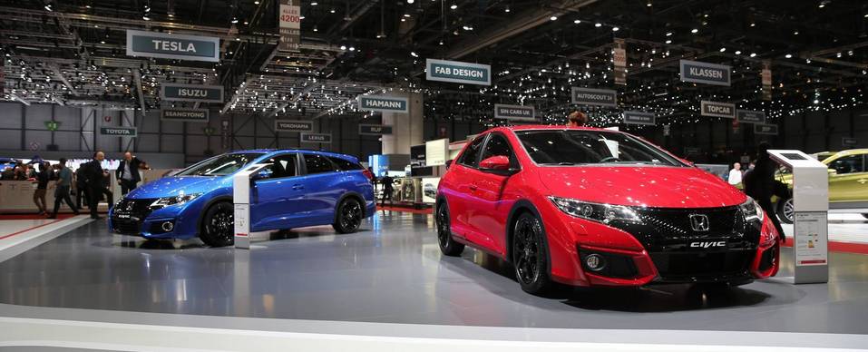 Стенд Honda на Женевском автосалоне 2016 Экспозиция Honda в Женеве на 86 международном автосалоне 2016 года
