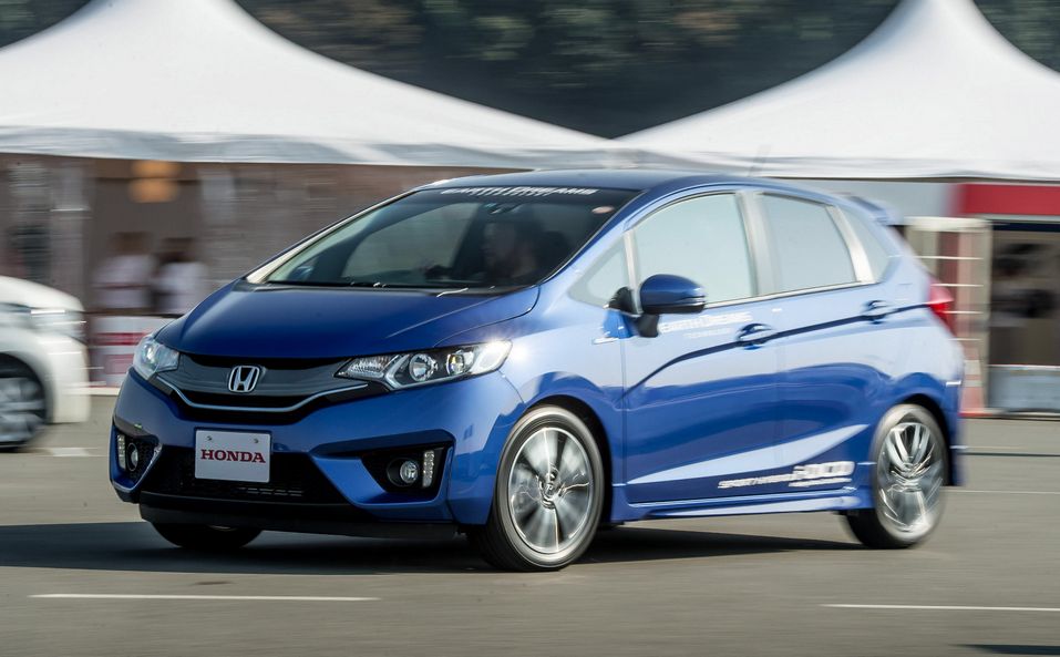 Honda Jazz 2015 Третье поколение хэтчбэка Jazz