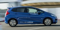 Honda Jazz 2015 Hybrid Гибридный компактвэн Honda Jazz