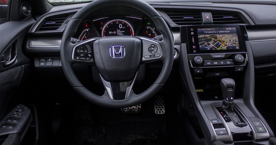 Салон Honda Civic 5D Передний ряд Honda Civic 5D