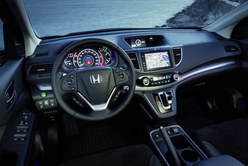 Интерьер Honda CR-V 2015