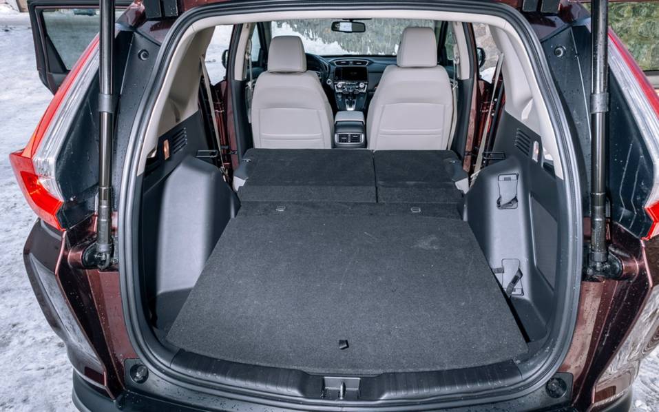 Багажник Honda CR-V Грузовое отделение Honda CR-V отличается просторностью